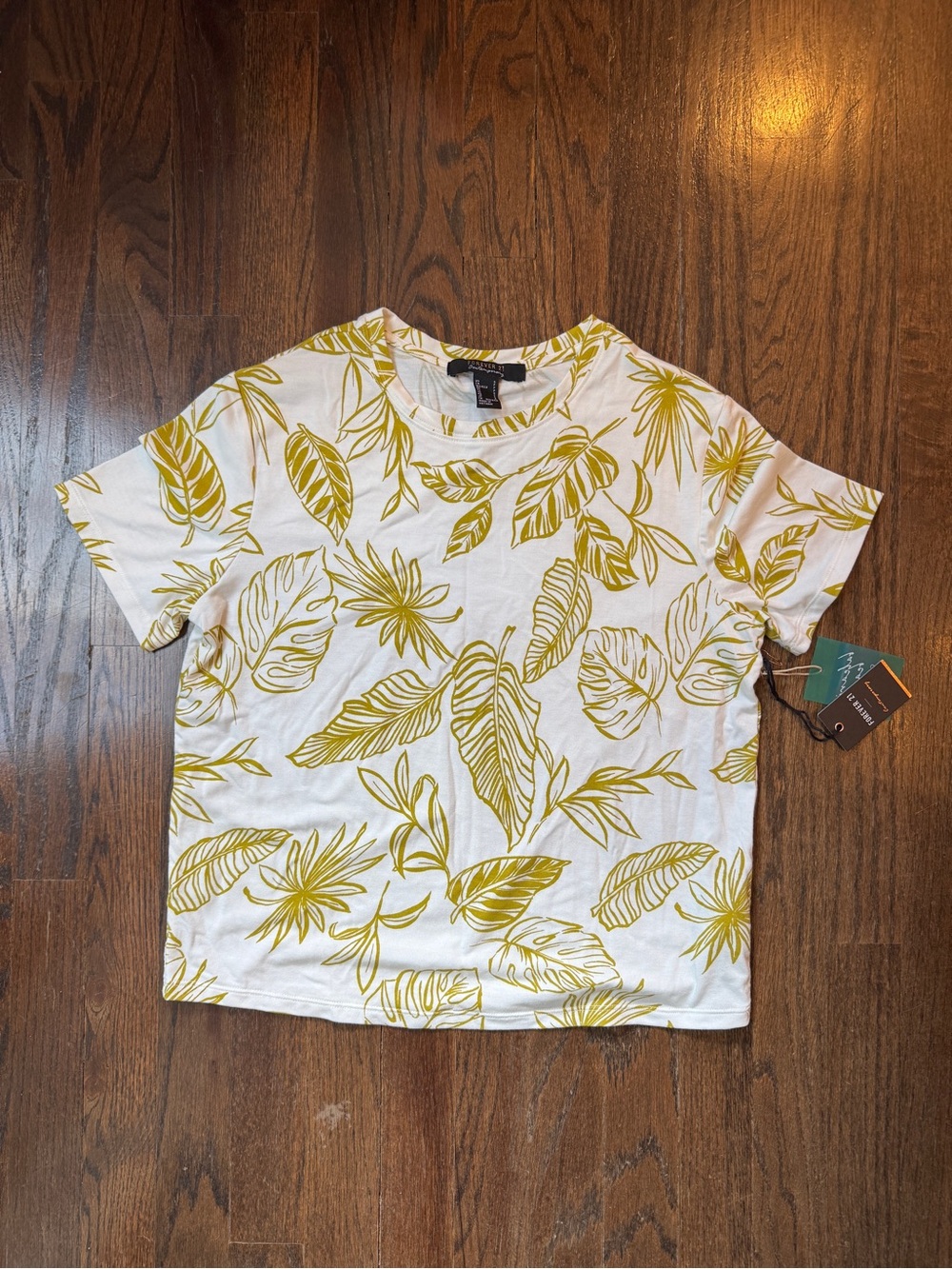Forever 21 White & Mustard Leaf Print Short Sleeve Tee